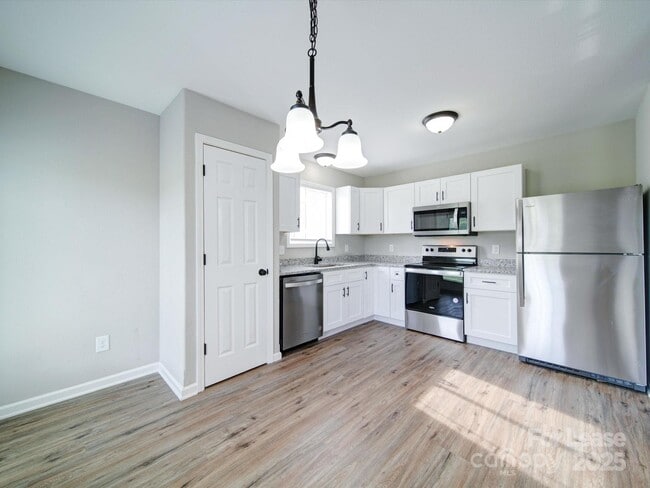 Building Photo - 3702 Cardinal Bluff Ln