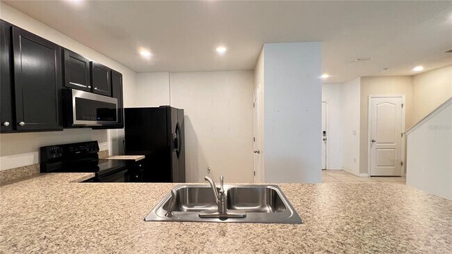 Building Photo - 9017 Alba Ln