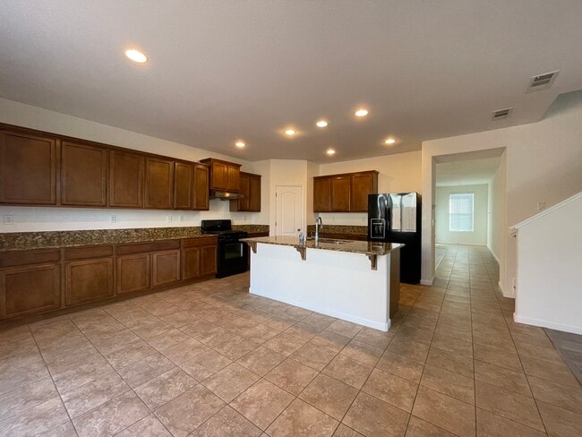 Building Photo - 9748 Collie Way