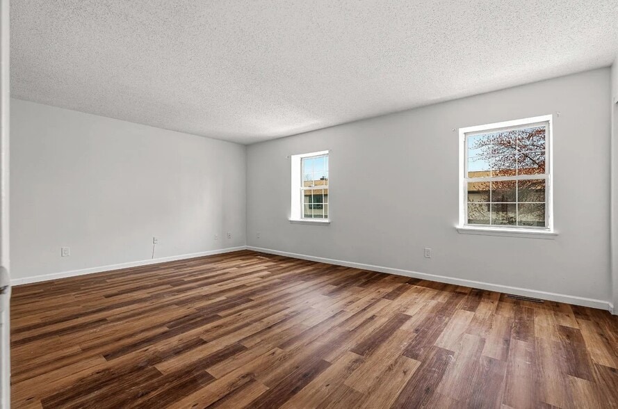 Building Photo - 8401 Hana Rd