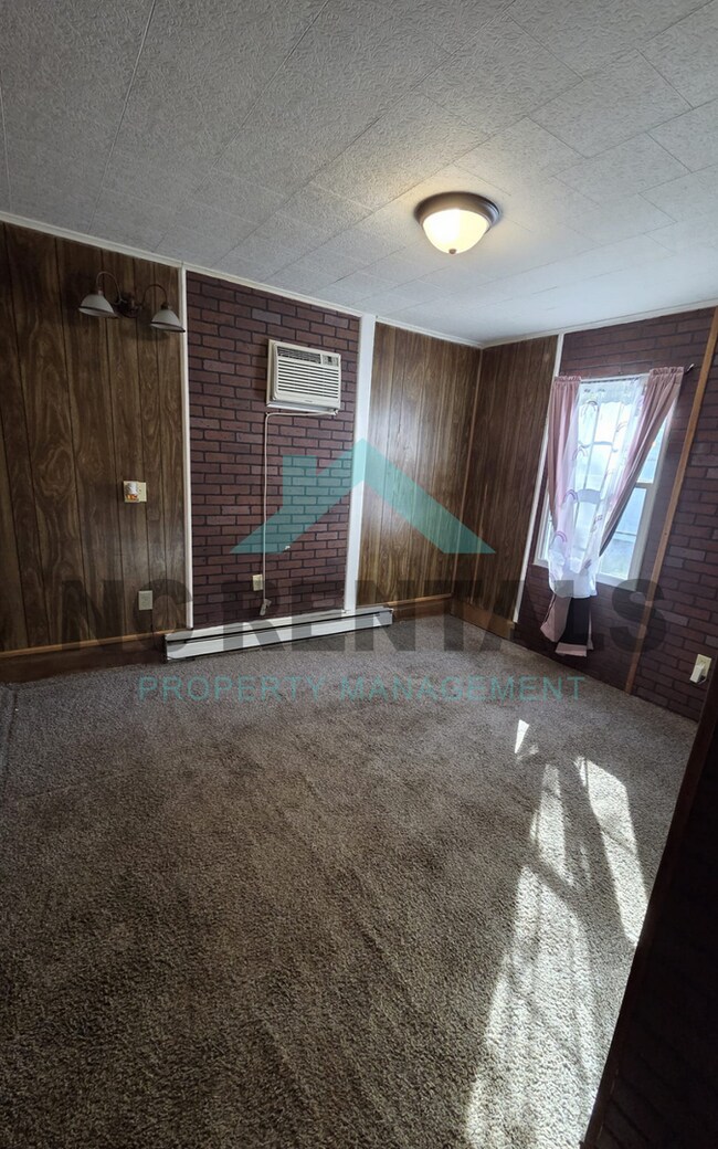 Building Photo - 3716 Dawson Ave