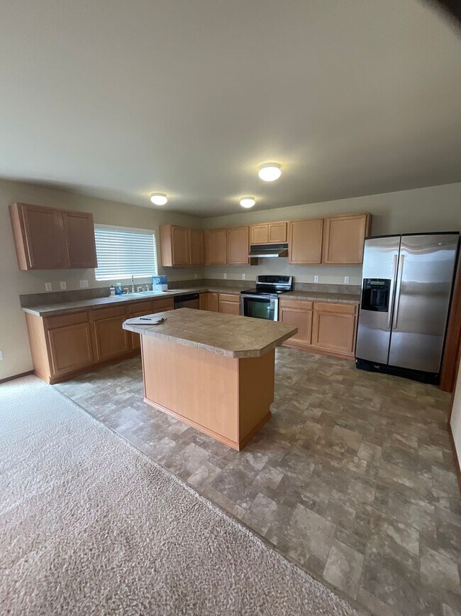 Building Photo - Charming 3-Bedroom Home for Rent
