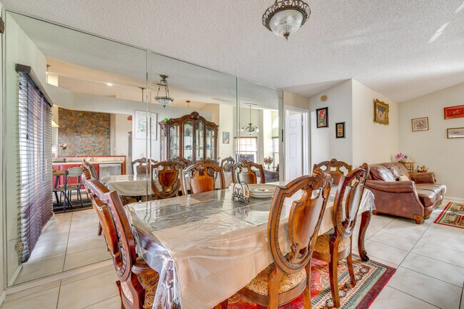 Building Photo - 14918 Prairie Rose Ct