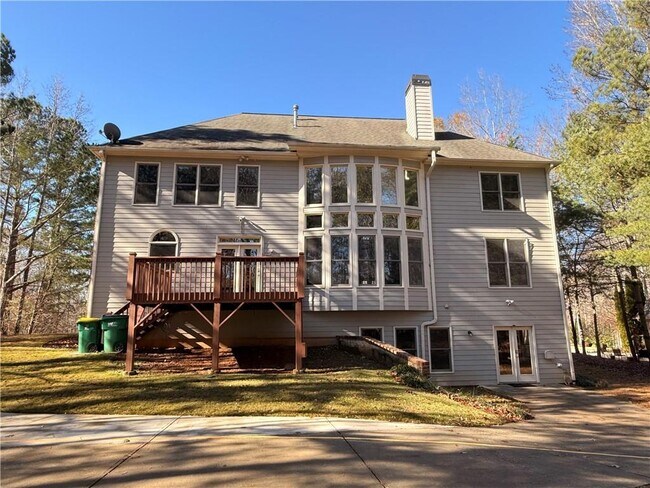 Building Photo - 128 Northampton Dr