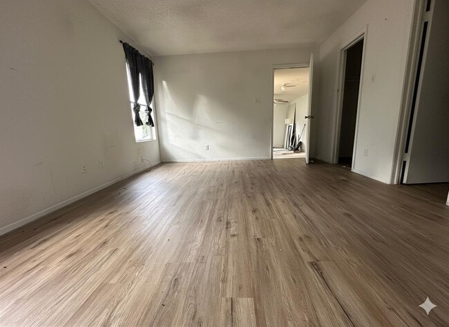 Building Photo - 9705 Carson Creek Blvd