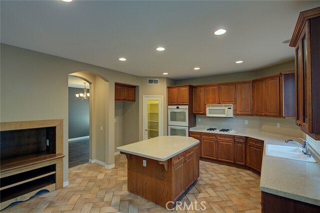 Building Photo - 4520 Garden City Ln