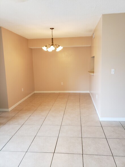 Building Photo - 11750 SW 18th St