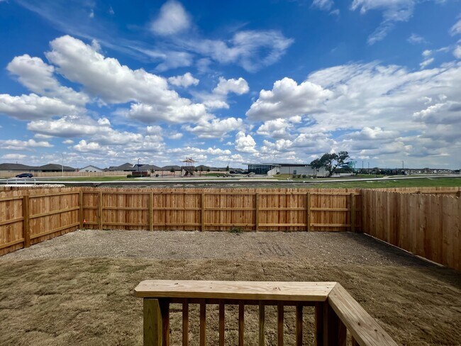 Building Photo - 9183 Trails End
