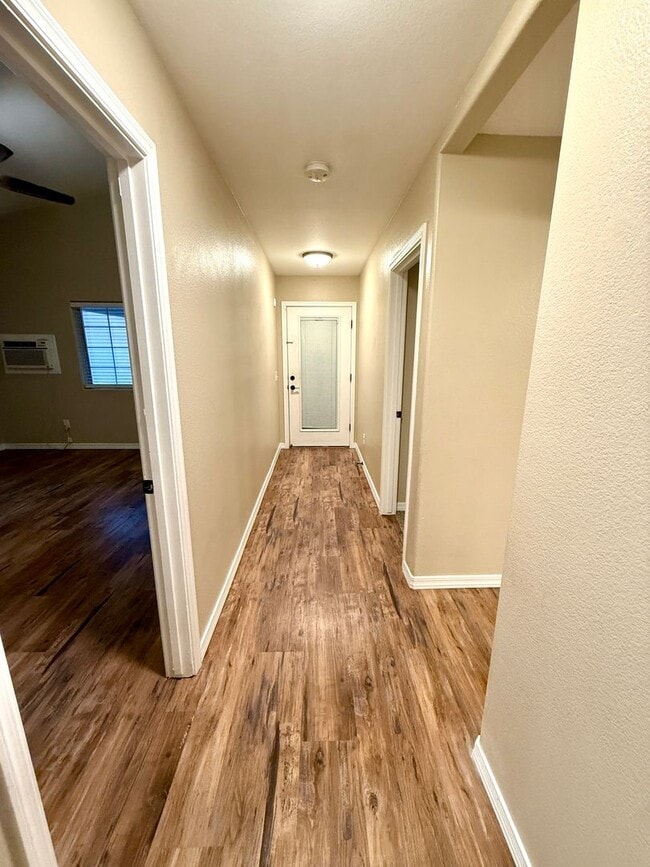 Building Photo - Beautiful 3-Bedroom Home with Solar!—Near Hualapai Mountain Rd