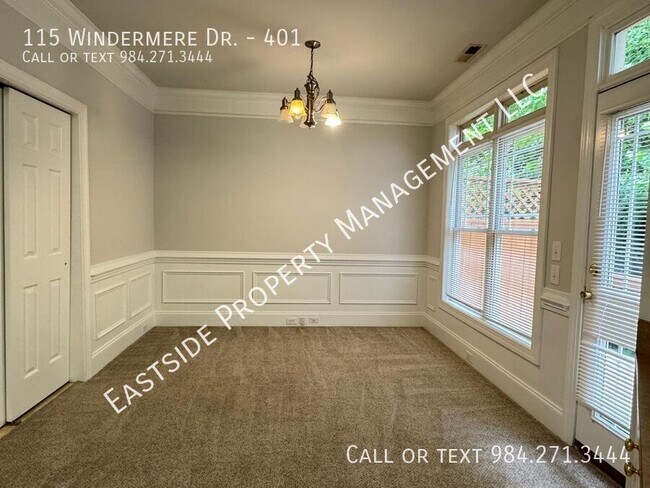 Building Photo - 115 Windermere Dr