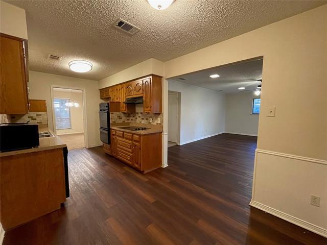 Building Photo - 120 Shadybrook Dr