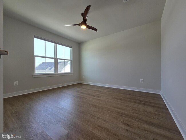 Building Photo - 7550 Mint Springs Ct