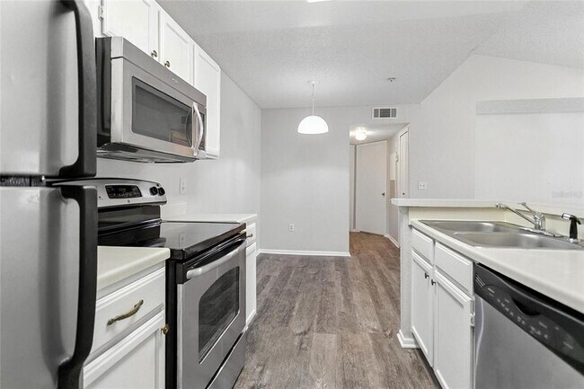 Building Photo - 5263 Images Cir