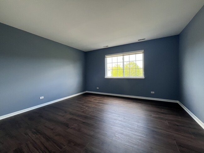 Building Photo - 3413 Blue Ridge Dr