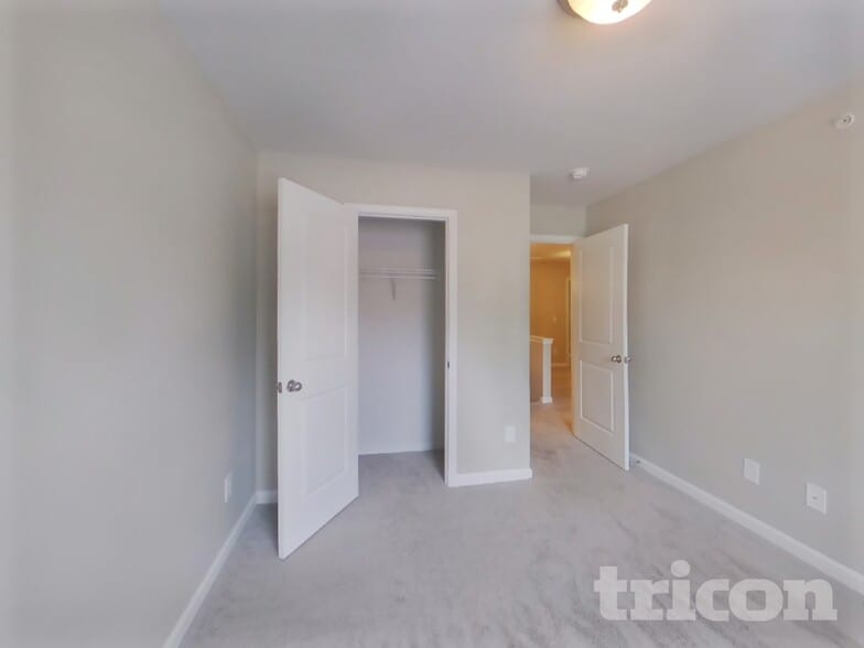 Building Photo - 125 Hickory Sta Ln