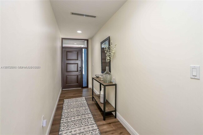 Building Photo - 16509 Fox Den Ct