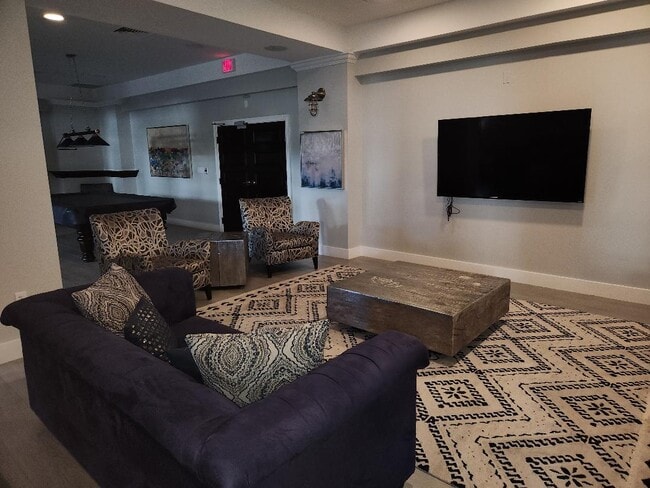 Building Photo - 2501 S Ocean Dr