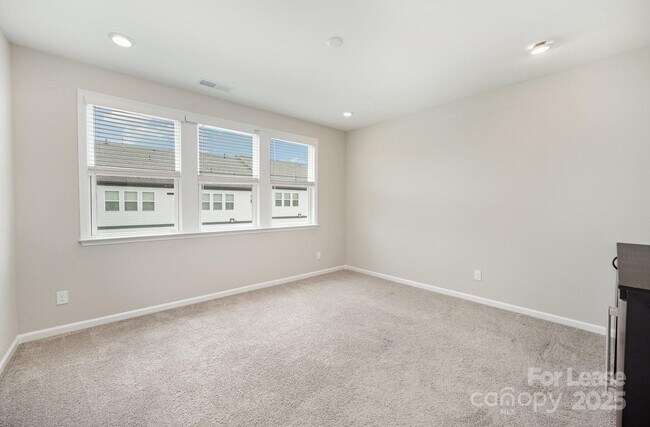 Building Photo - 5710 Gulch Pl