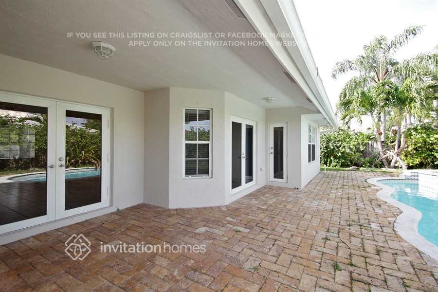 Building Photo - 15341 SW 139th St
