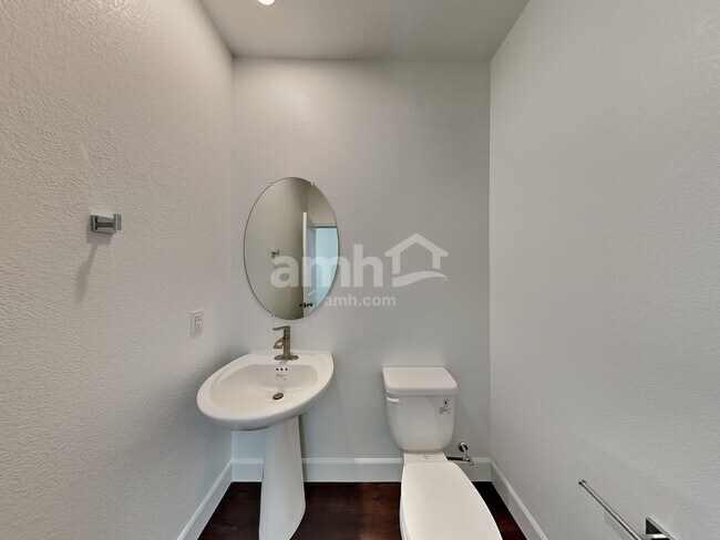 Building Photo - 8845 Carmine Cob Ave