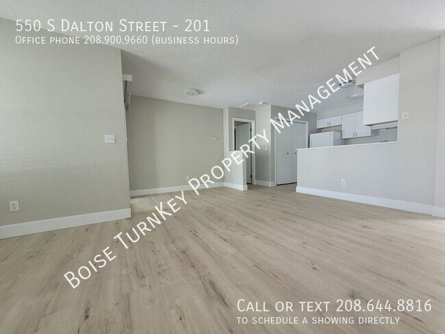 Building Photo - 550 S Dalton Ln