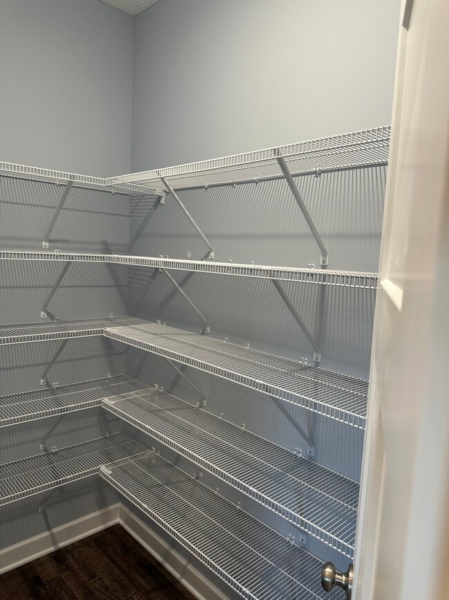 Building Photo - 4061 Main St