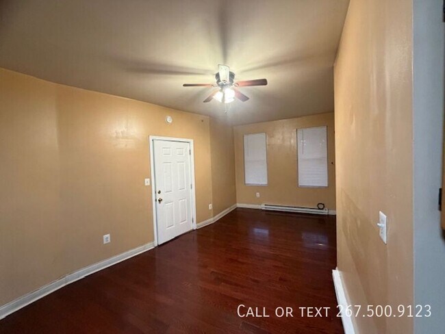 Building Photo - 729 N 43rd St