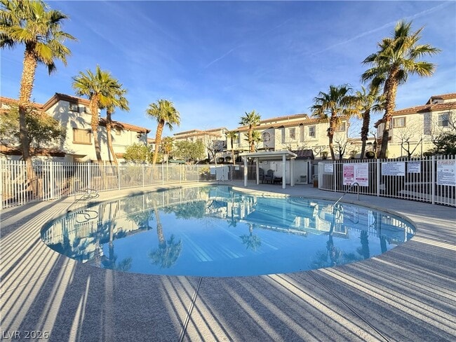 Building Photo - 1340 Allegheny Moon Terrace