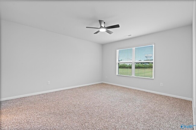 Building Photo - 153 Ozy Dr