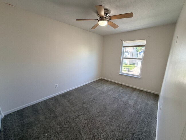 Building Photo - 1008 Balto Dr