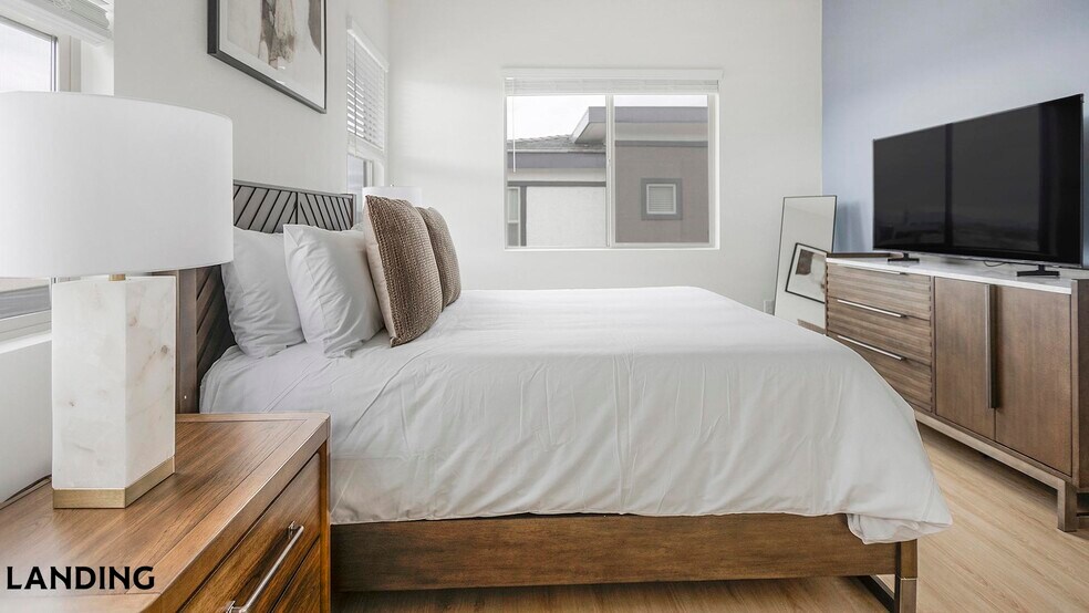 Building Photo - 5750 N La Cholla Blvd