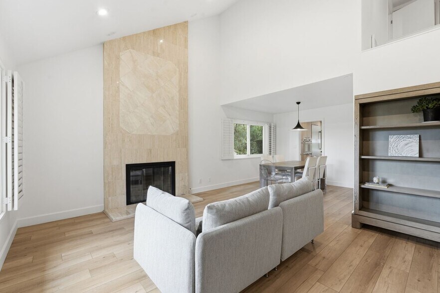 Building Photo - 28751 King Arthur Ct