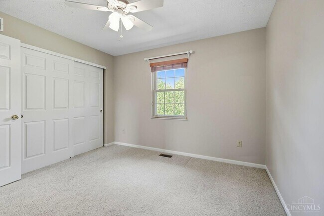 Building Photo - 6671 Foxfield Dr