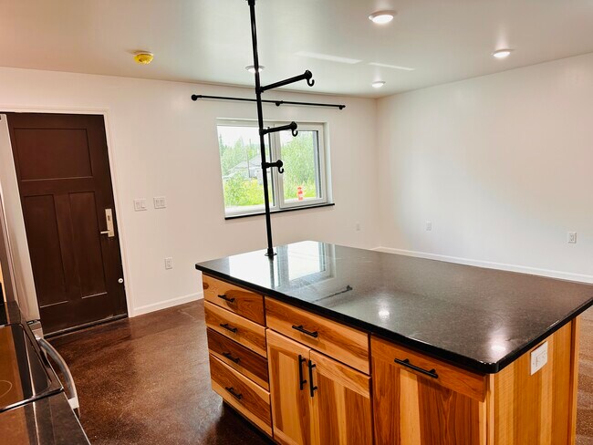 Building Photo - 1145 Downwind Dr