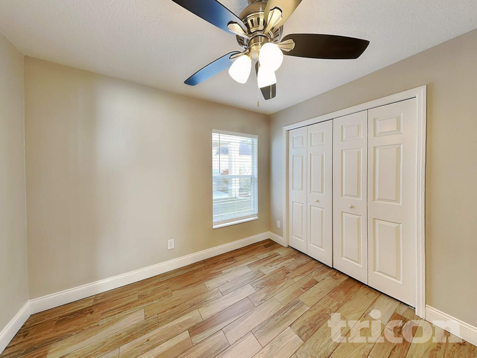 Building Photo - 10123 41st Ct E