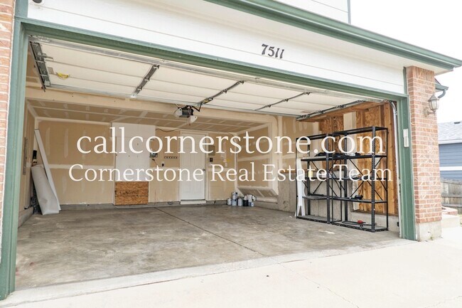 Building Photo - 7511 Barn Owl Dr