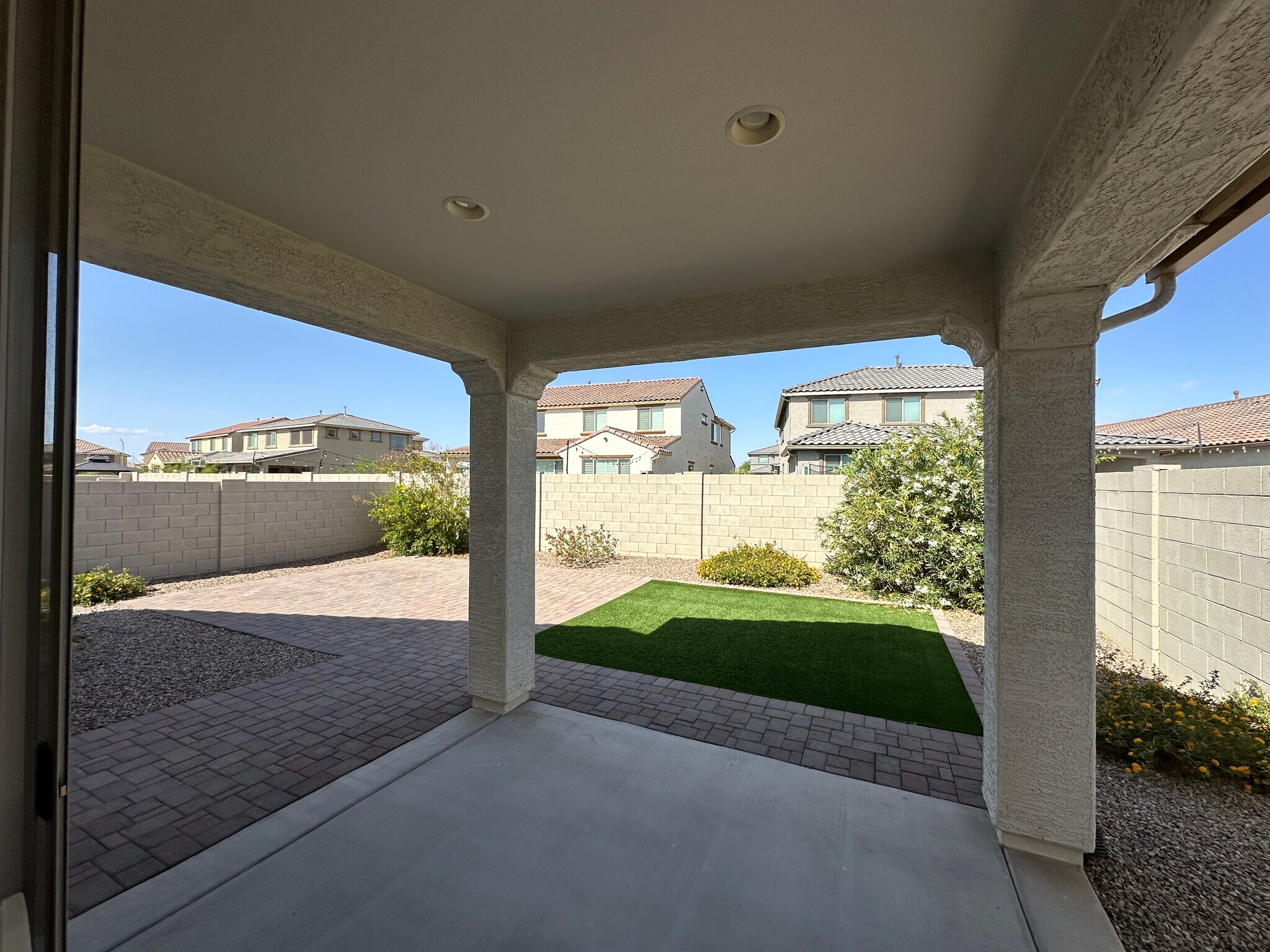 Building Photo - 5708 N 88th Ave