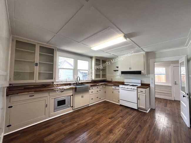 Building Photo - 4972 Foxen Canyon Rd