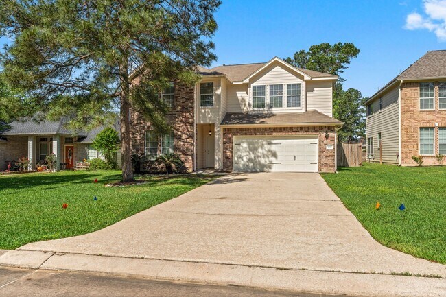 Building Photo - 235 Doncaster