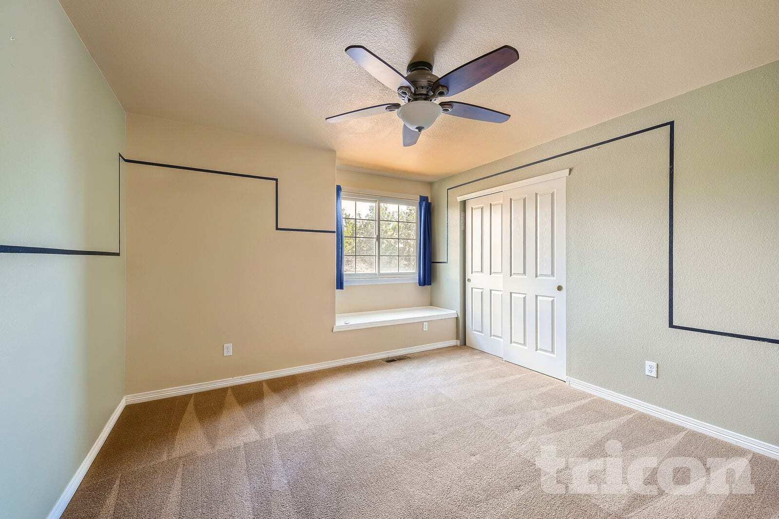 Building Photo - 15812 Crestrock Cir