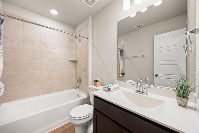 Building Photo - 21618 Coral Mist Dr