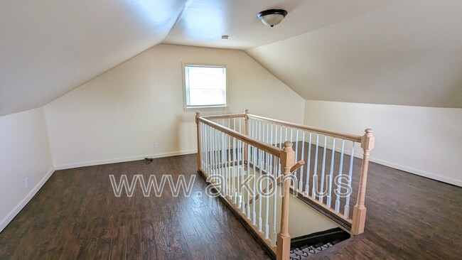Building Photo - 4302 Stanley St