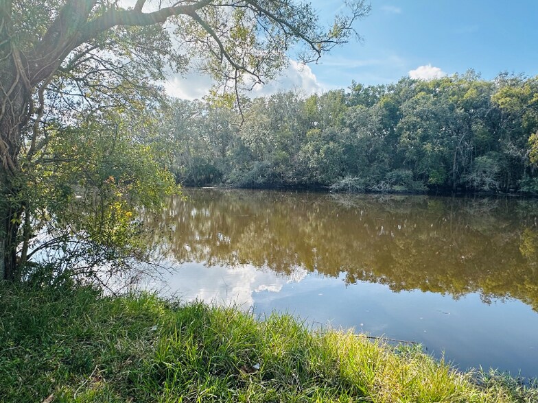 Building Photo - 7114 Ken Knight Dr W