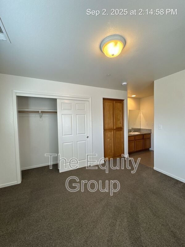 Building Photo - 2238 W Lark Ave