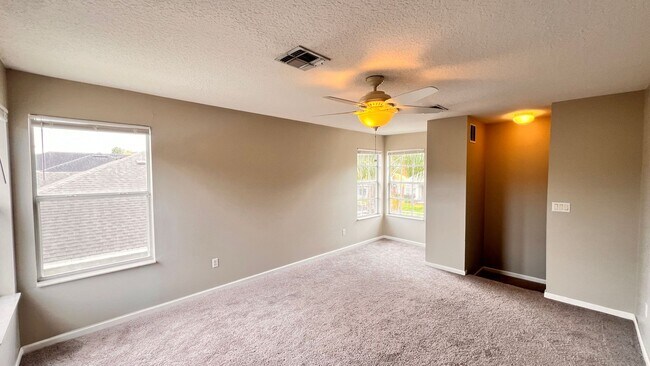 Building Photo - Spacious 4BR Home in Winter Springs | 2,874 Sq Ft | Pet-Friendly | Near Park & Playground