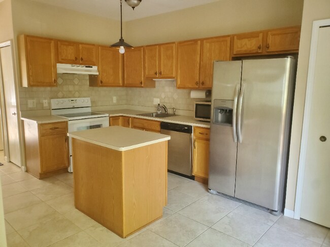 Building Photo - 185 Morgan Dr