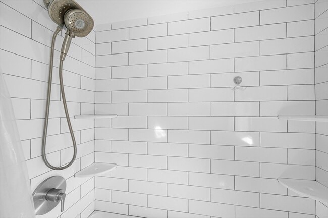 Building Photo - 30 Whitney St