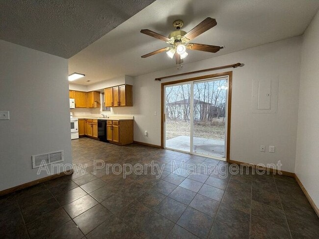 Building Photo - 1257 Trimble St