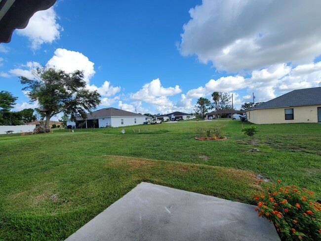 Building Photo - Duplex for rent