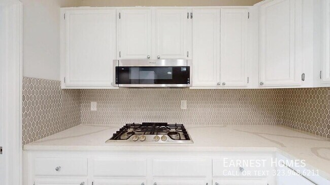 Building Photo - 4348 Mammoth Ave